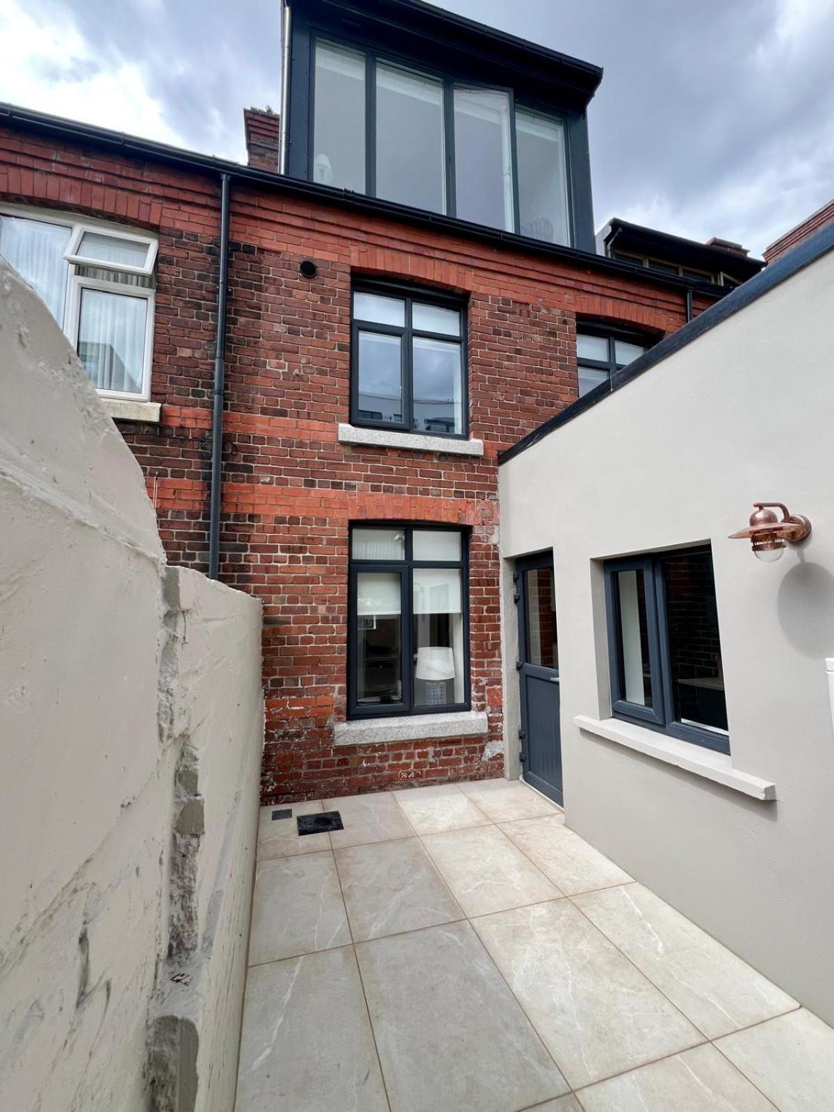 Ifsc Townhouse Apartments ダブリン エクステリア 写真